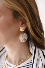 Load image into Gallery viewer, Este Earrings