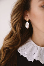 Load image into Gallery viewer, Honeymoon Earrings