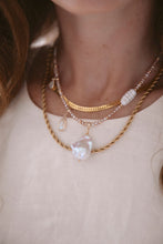 Load image into Gallery viewer, Mellie Necklace