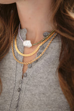 Load image into Gallery viewer, Ty Necklace